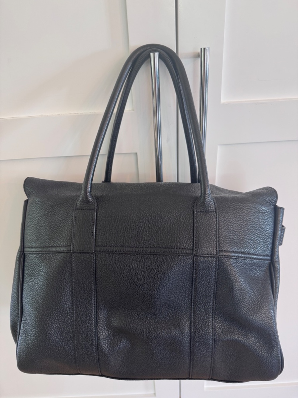 Mulberry Bayswater, Black Pebbled Leather Bag with Gold Hardware - Picture 3 of 12